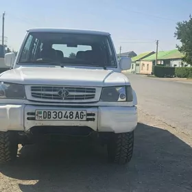 Hyundai Galloper 2001