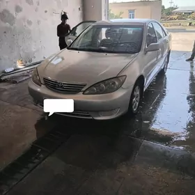 Toyota Camry 2005