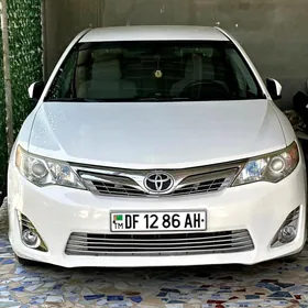 Toyota Camry 2014