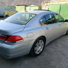 BMW 745 2002