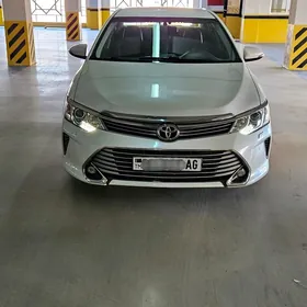 Toyota Camry 2016