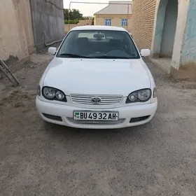 Toyota Corolla 2000