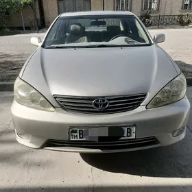 Toyota Camry 2004