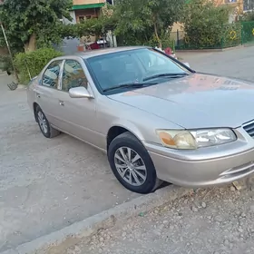 Toyota Camry 2001