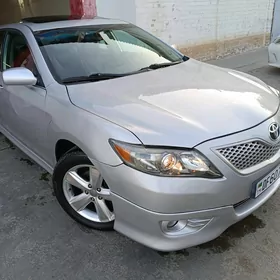 Toyota Camry 2011