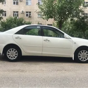 Toyota Camry 2005