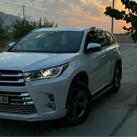 Toyota Highlander 2017