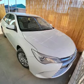 Toyota Camry 2016