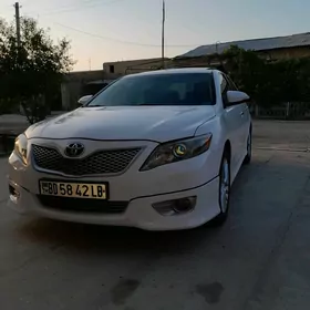 Toyota Camry 2010