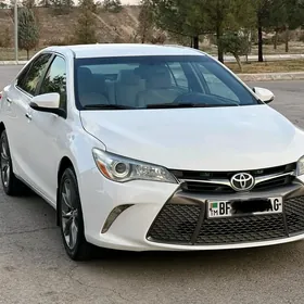 Toyota Camry 2016