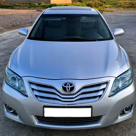 Toyota Camry 2010