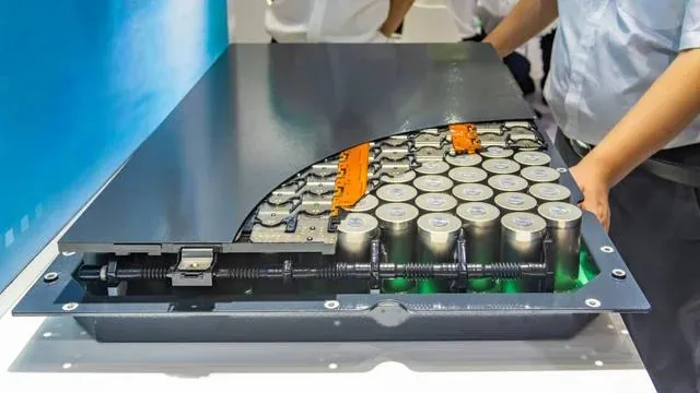 Samsung elektromobiller üçin täze innowasion akkumulýator hödürledi