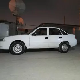 Daewoo Nexia 2014