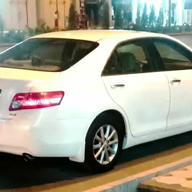 Toyota Camry 2011