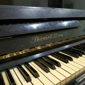 Pianino