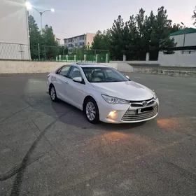 Toyota Camry 2016