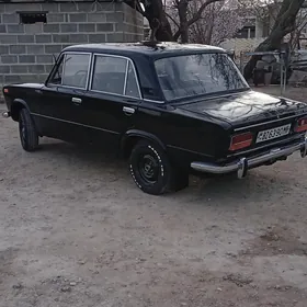 Lada 2103 1980