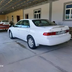 Toyota Camry 2001