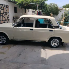 Lada 2107 2000