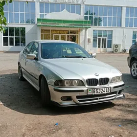 BMW E39 2002