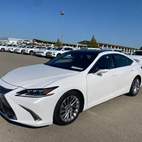 Lexus ES 350 2019