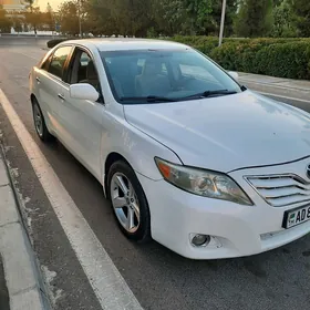 Toyota Camry 2010