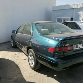 Toyota Camry 1999