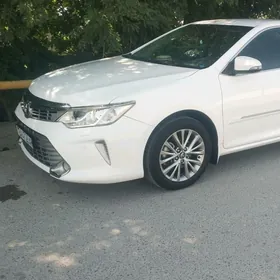 Toyota Camry 2016