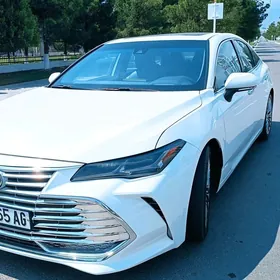 Toyota Avalon 2019