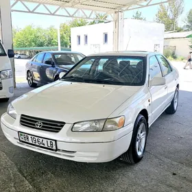 Toyota Camry 1997