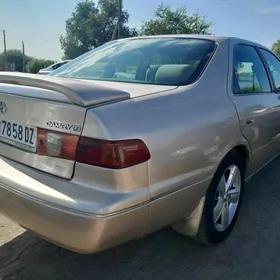 Toyota Camry 1998