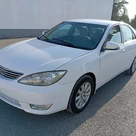 Toyota Camry 2004