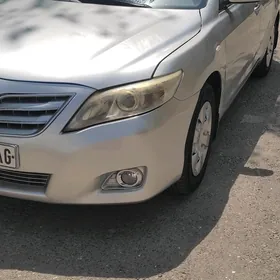 Toyota Camry 2010