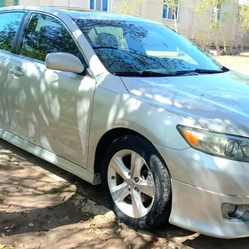 Toyota Camry 2010