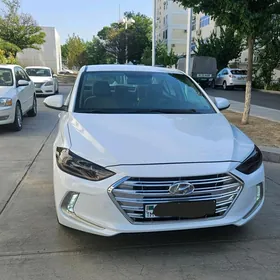 Hyundai Elantra 2018