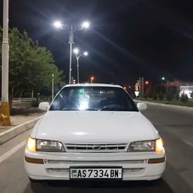 Toyota Corolla 1992