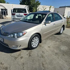 Toyota Camry 2005