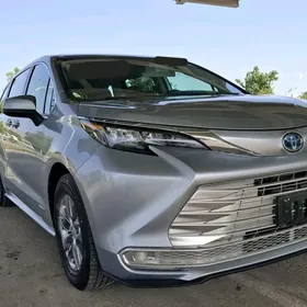 Toyota Sienna 2021