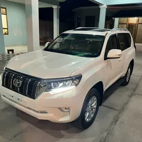 Toyota Land Cruiser Prado 2021