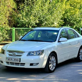 Hyundai Sonata 2005