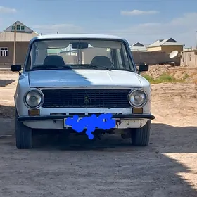 Lada 2104 1982