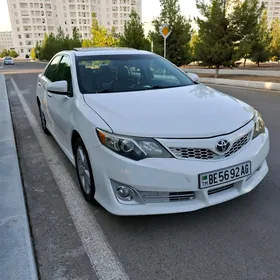 Toyota Camry 2012