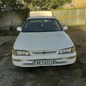 Toyota Corolla 1992