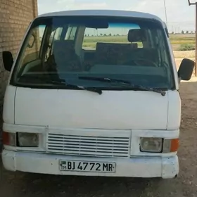 Nissan Urvan 1996