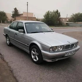 BMW 525 1990