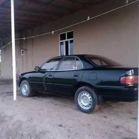 Toyota Camry 1993