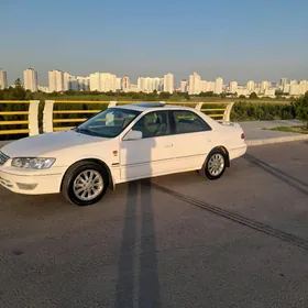 Toyota Camry 2001