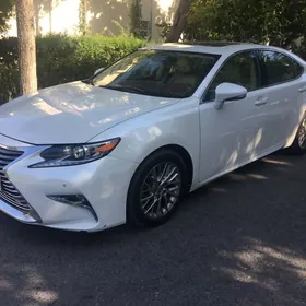 Lexus ES 350 2016