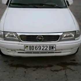 Opel Astra 1992