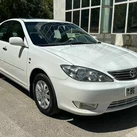 Toyota Camry 2005